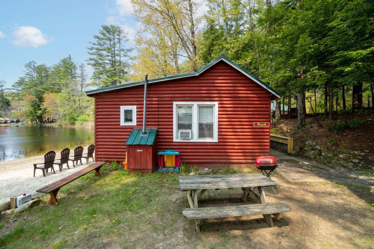 Hide-A-Way Waterfront Cottages Lake Luzerne Exterior photo